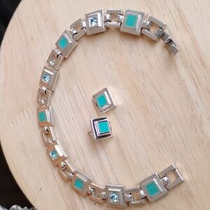 Turquoise and blue topaz, silver tone, 7 in, bracelet and earring set